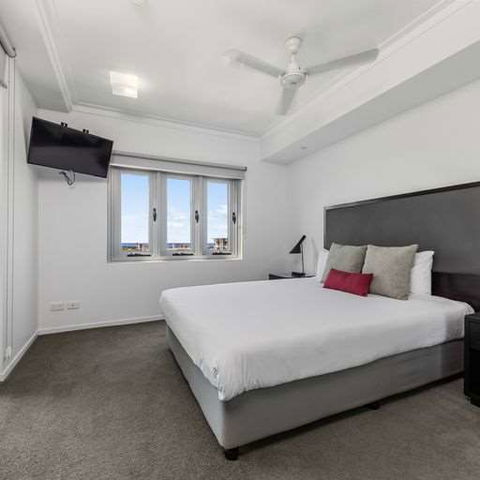 H On Mitchell Apartment Hotel - Accommodation Newcastle 3
