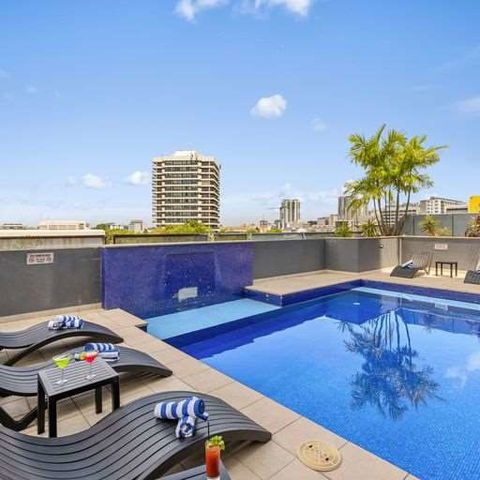 H On Mitchell Apartment Hotel - Accommodation Newcastle 5