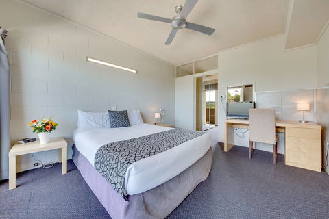 Camelot Motel - Accommodation Newcastle 0
