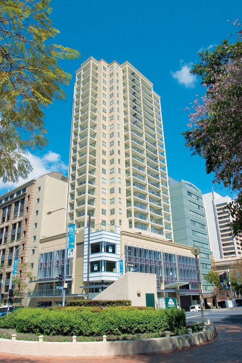 Oaks Lexicon Apartment Hotel - Accommodation Newcastle 0