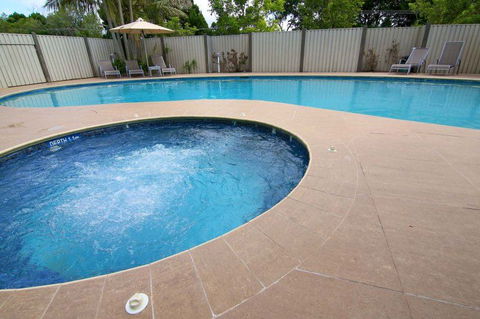 Noosa Hill Resort - Accommodation Newcastle 2