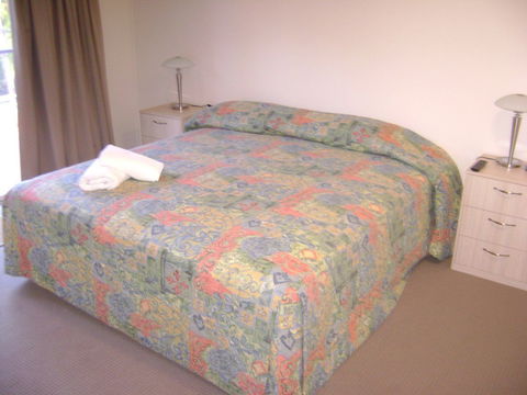 Como Noosa Luxury Riverside Apartments - Accommodation Newcastle 1