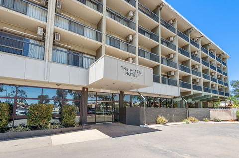 The Plaza Hotel Kalgoorlie - Accommodation Newcastle 0
