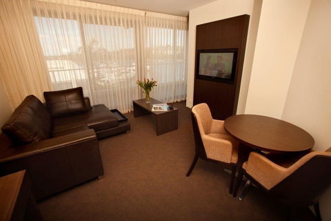 Pier 21 Apartment Hotel - Accommodation Newcastle 2