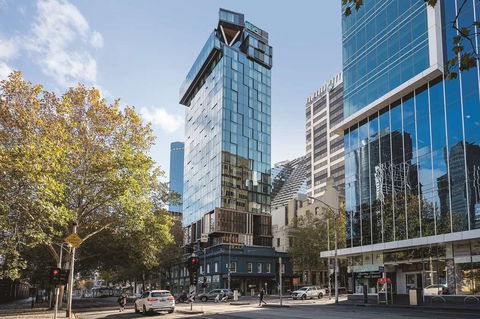 Vibe Hotel Melbourne - Accommodation Newcastle 0