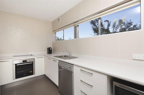 Forrest Hotel & Apartments - Accommodation Newcastle 1