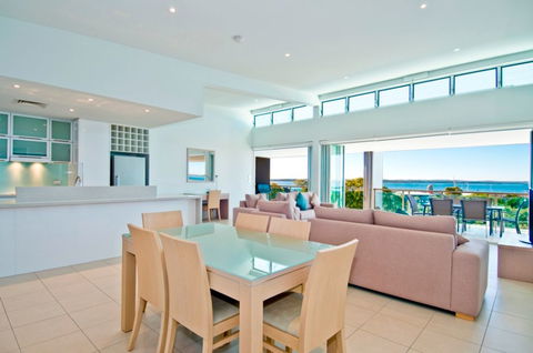 Akama Resort - Accommodation Newcastle 1