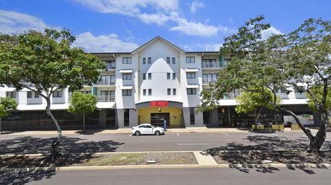 Metro Advance Apartments & Hotel - Accommodation Newcastle 0
