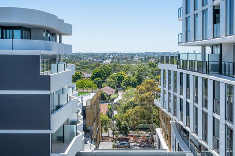 Oros Plus Hotel - Accommodation Newcastle 1