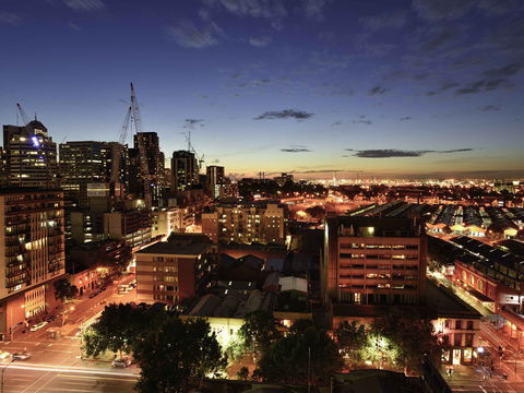 Mercure Melbourne Therry St - Accommodation Newcastle 0