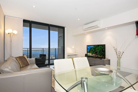 Astra Apartments Perth - Accommodation Newcastle 0