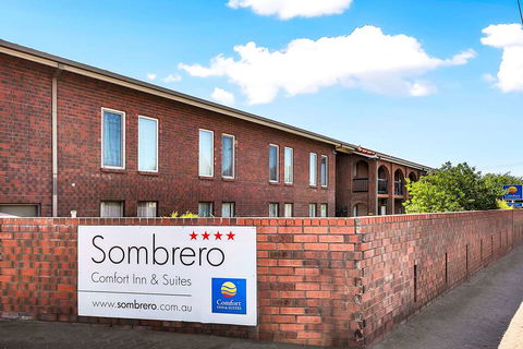 Comfort Inn & Suites Sombrero - Accommodation Newcastle 0