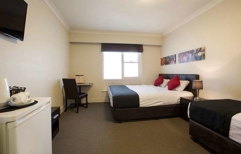 Enfield Hotel - Accommodation Newcastle 2
