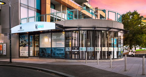 Melbourne Hotel Apartment Flinders Wharf - Accommodation Newcastle 0