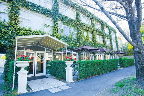 Punt Road Apartment Hotel - Accommodation Newcastle 0