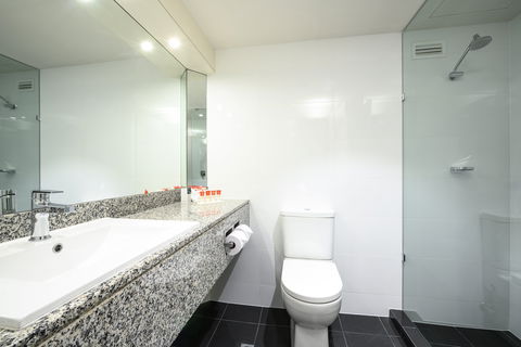 Hotel Grand Chancellor Adelaide - Accommodation Newcastle 2