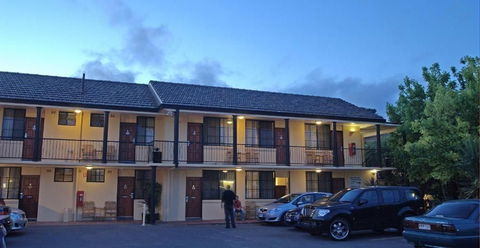 Country Plaza Queanbeyan - Accommodation Newcastle 1