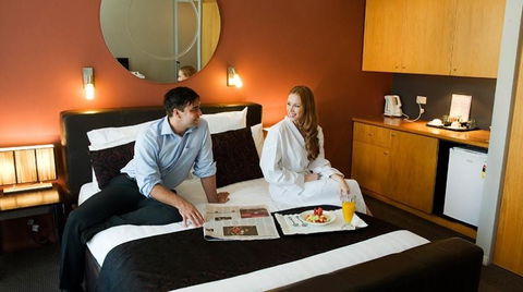 The Clarendon Hotel - Accommodation Newcastle 2