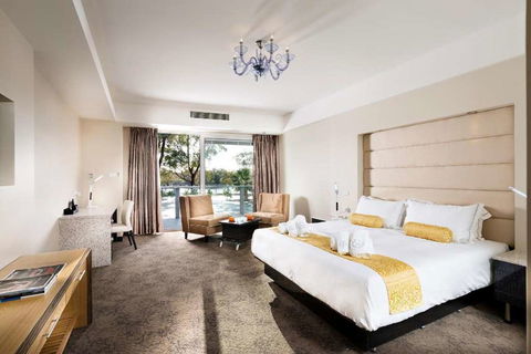 Swan River Hotel - Accommodation Newcastle 2