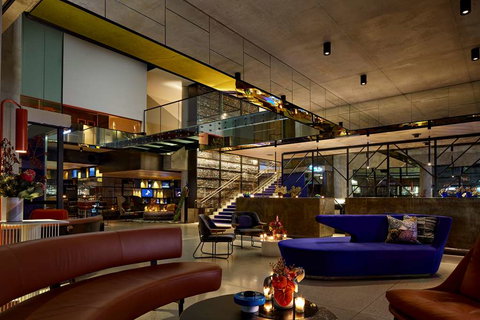 QT Melbourne - Accommodation Newcastle 2