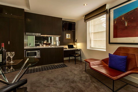 Quest East Melbourne - Accommodation Newcastle 2