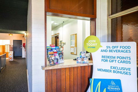Chardons Corner Hotel - Accommodation Newcastle 1