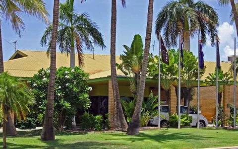 Karratha International Hotel - Accommodation Newcastle 0