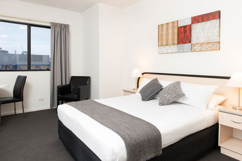 Adelaide Riviera Hotel - Accommodation Newcastle 2