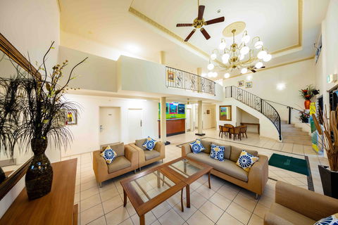 Cairns Queenscourt - Accommodation Newcastle 1