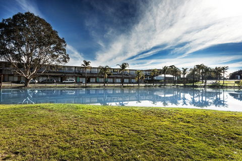 Rivers Inn Motel - Accommodation Newcastle 2