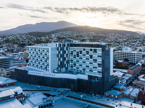 Crowne Plaza Hobart - Accommodation Newcastle 2