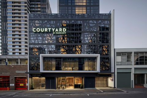 Courtyard Melbourne Flagstaff Gardens - Accommodation Newcastle 2