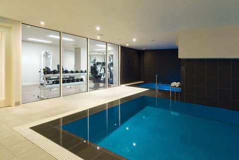Oaks On Market - Accommodation Newcastle 2