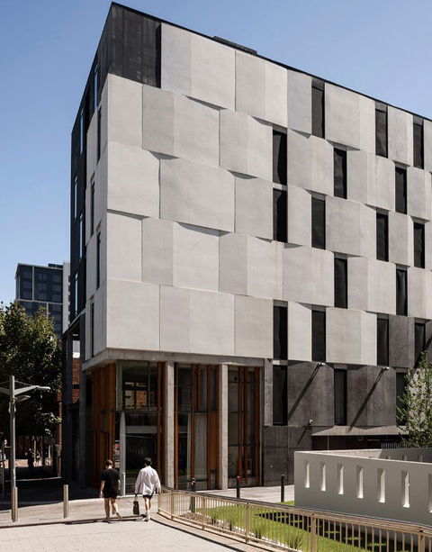 Alex Hotel, Perth - Accommodation Newcastle 0