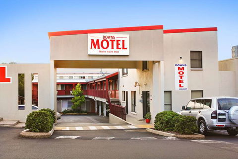 Downs Motel - Accommodation Newcastle 0