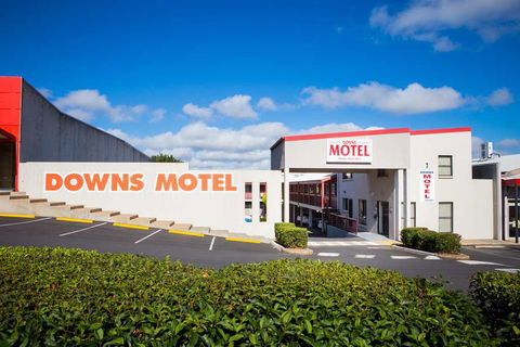 Downs Motel - Accommodation Newcastle 1