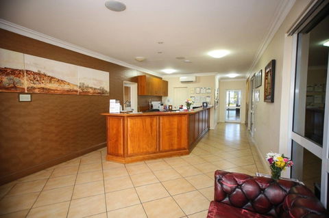 Roma Explorers Inn - Accommodation Newcastle 1