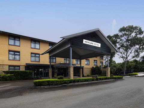 Mercure Sydney Blacktown - Accommodation Newcastle 0