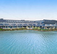 Mercure Melbourne Caroline Springs - Accommodation Newcastle