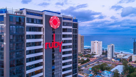 Arise Ruby Gold Coast - Accommodation Newcastle 0