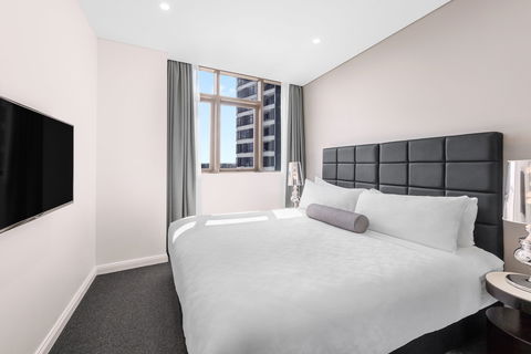 Meriton Suites Church Street, Parramatta - Accommodation Newcastle 6