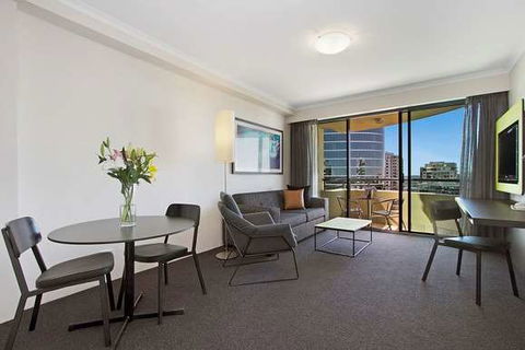 Mantra Parramatta - Accommodation Newcastle 4