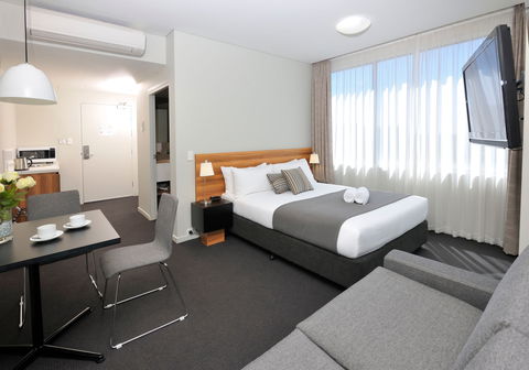 Metro Hotel Miranda - Accommodation Newcastle 12
