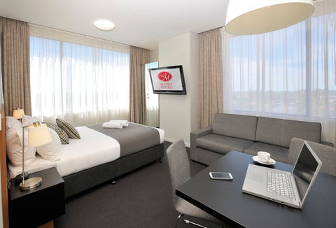 Metro Hotel Miranda - Accommodation Newcastle 13