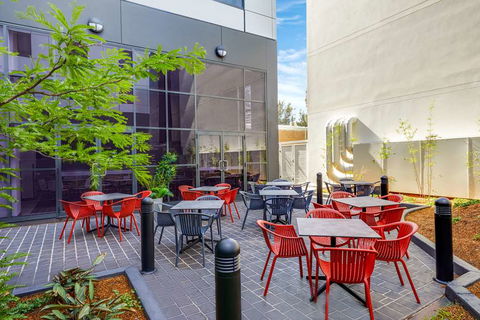 Travelodge Sydney Airport - Accommodation Newcastle 13