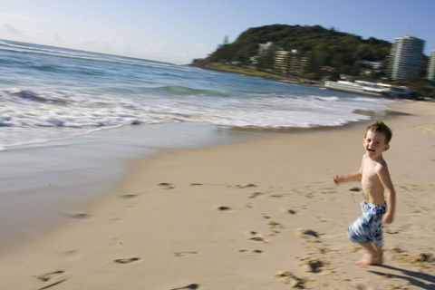 Gemini Court Holiday Apartments - Accommodation Newcastle 7