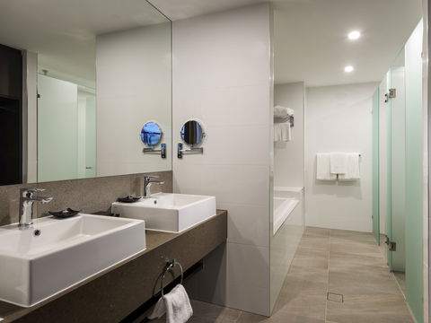 Pullman Brisbane Airport Hotel - Accommodation Newcastle 5