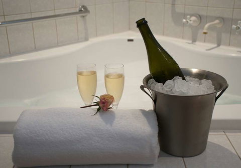 SureStay By BW The Clarence On Melville - Accommodation Newcastle 14