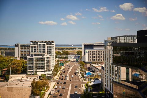 Holiday Inn Sydney Airport - Accommodation Newcastle 2