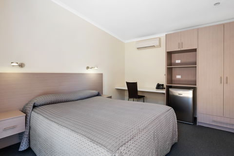 The View On Hannans - Accommodation Newcastle 6